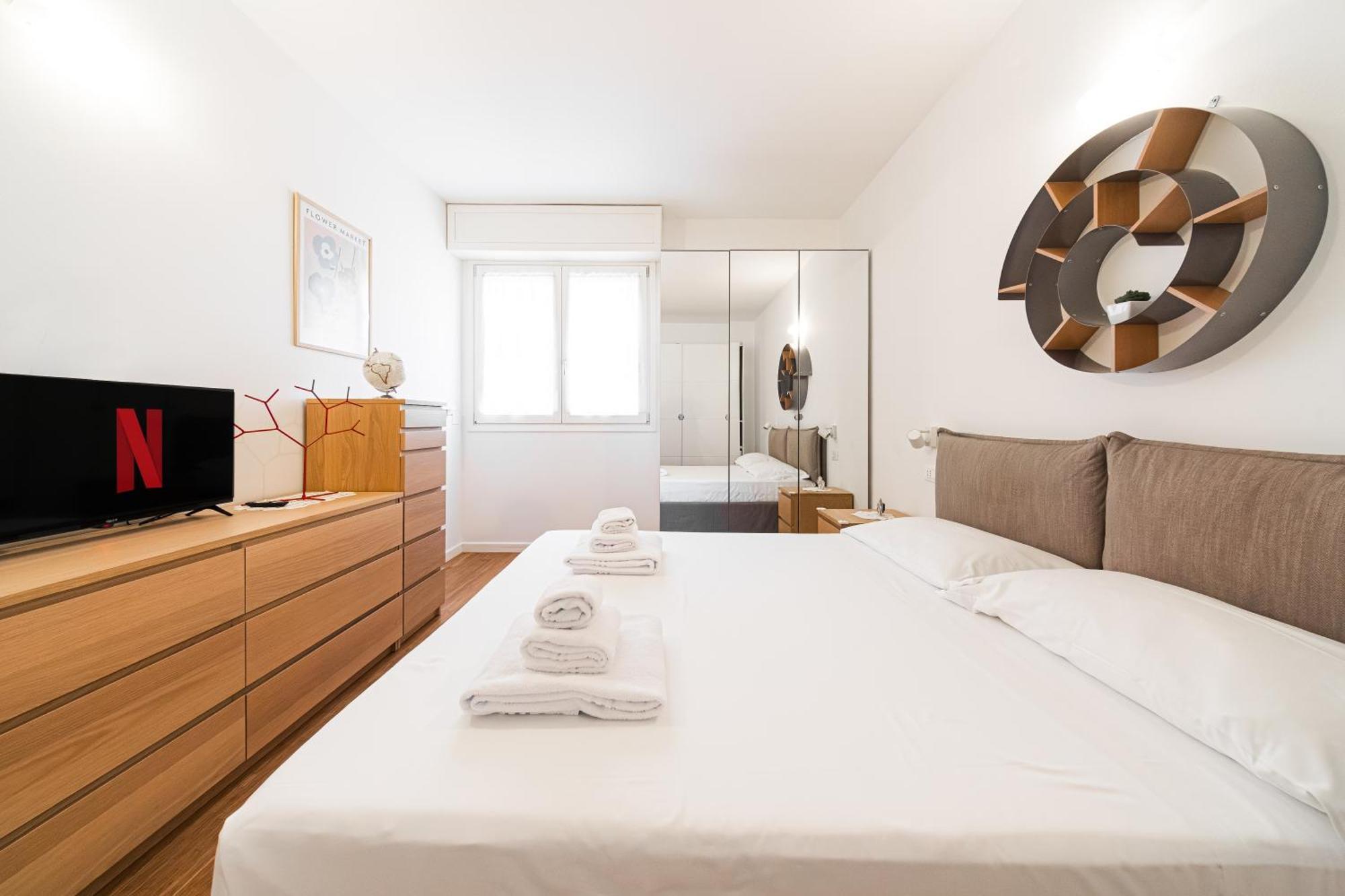 Nettuno Apartment - Private Garden In Bologna Center 外观 照片