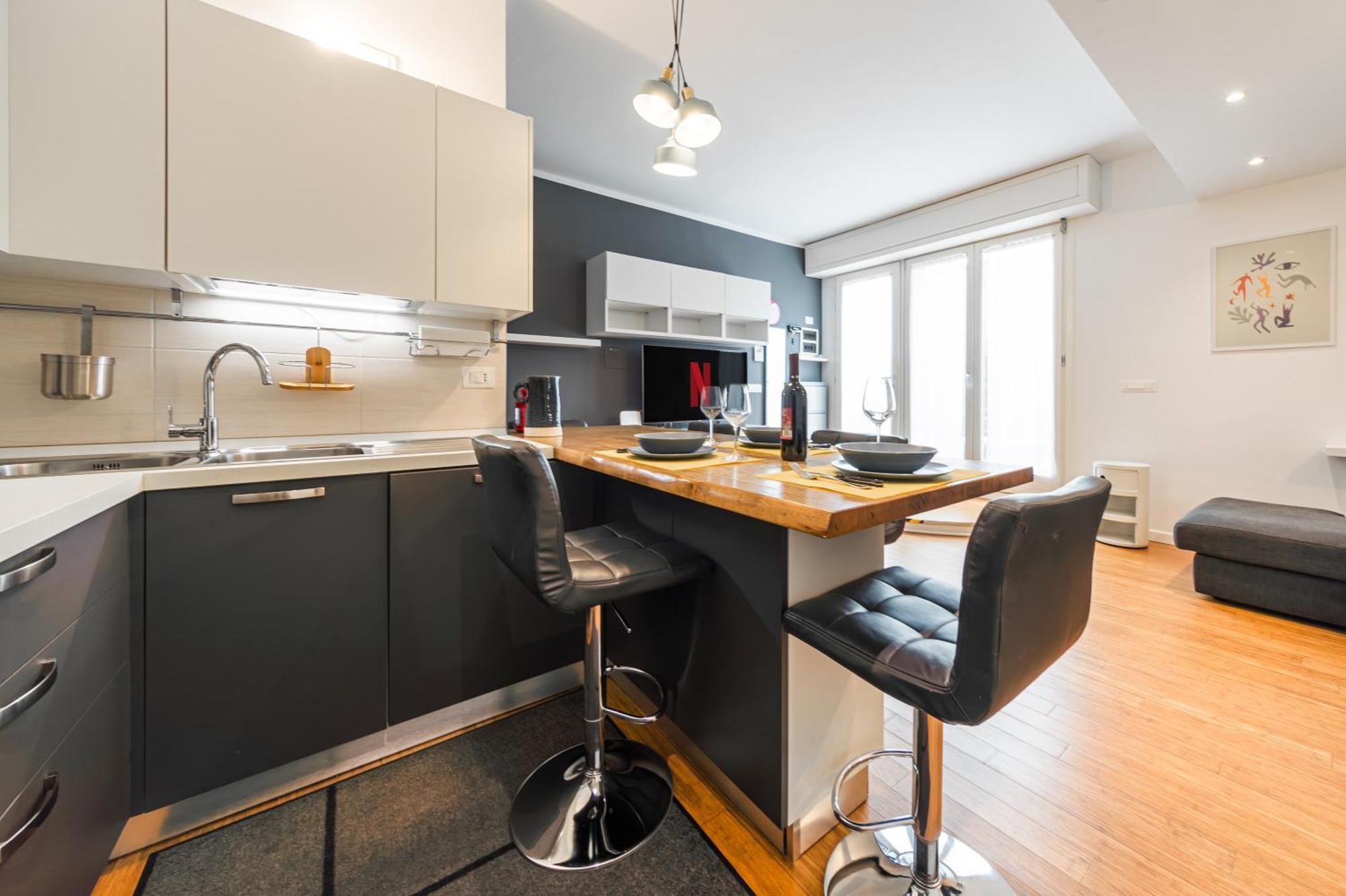 Nettuno Apartment - Private Garden In Bologna Center 外观 照片